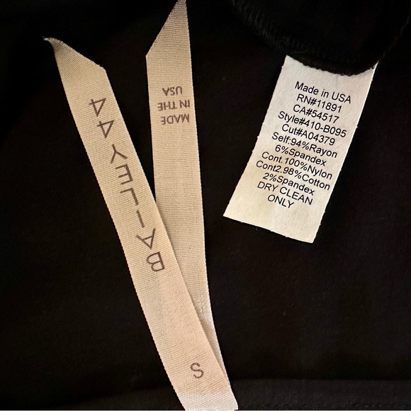 NWT! Bailey 44 Floral Lace Blouse - Picture 5 of 5